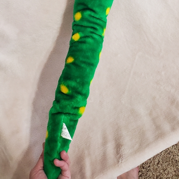 New Green Plush Velcro Dinosaur Tail Kids' OS - Picture 3 of 5